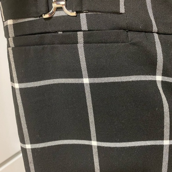 New York & Company Black & White Tailored Stretch Pants Size  6 Good Condition - Picture 2 of 7